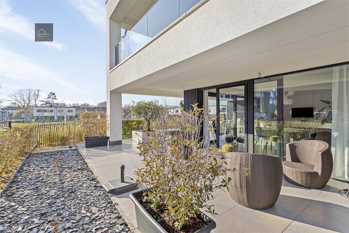 Prachtige gelijkvloers loft met ruim en zongericht terras