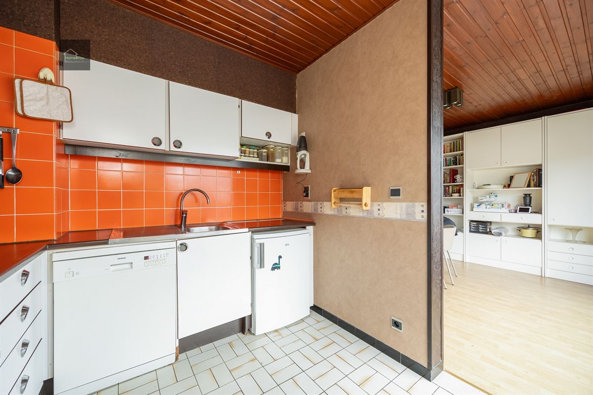 Bel-etage woning met zonnepanelen en laadpaal op toplocatie