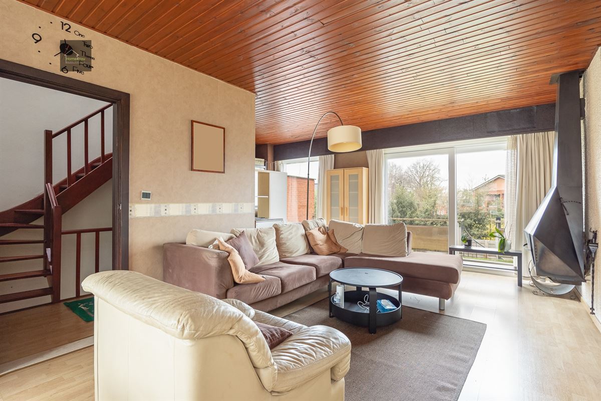 Bel-etage woning met zonnepanelen en laadpaal op toplocatie