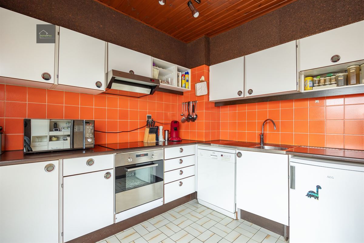 Bel-etage woning met zonnepanelen en laadpaal op toplocatie