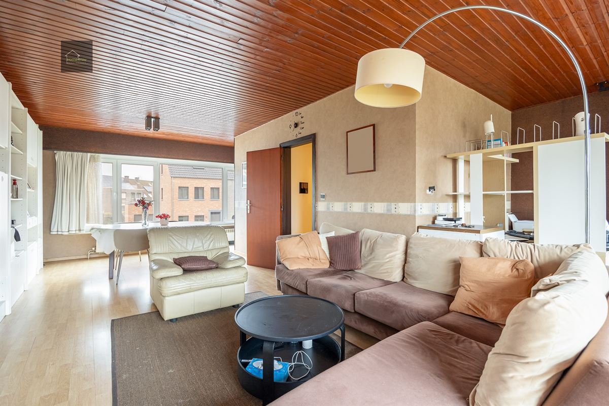 Bel-etage woning met zonnepanelen en laadpaal op toplocatie