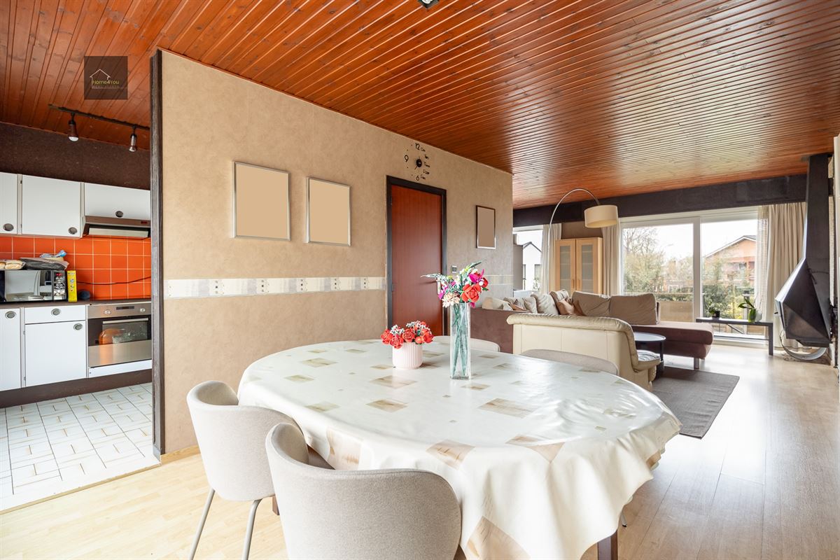 Bel-etage woning met zonnepanelen en laadpaal op toplocatie