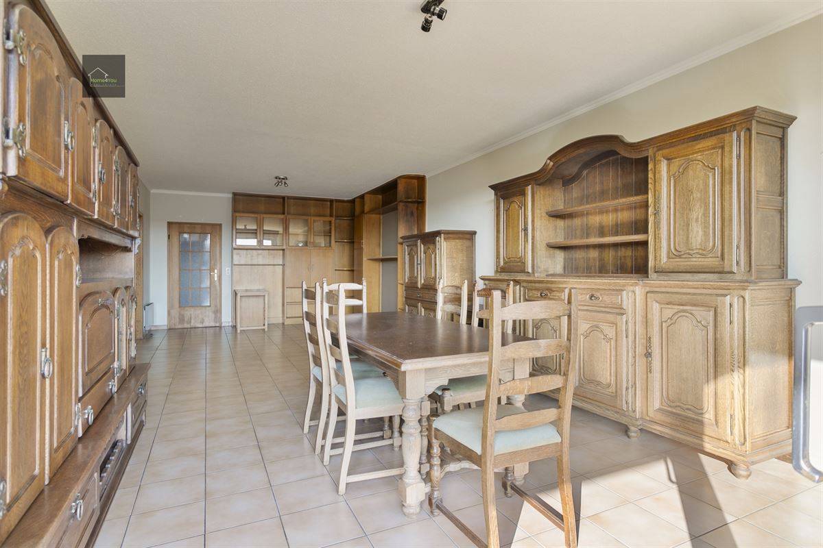 Ruim appartement op 5 minuten van de grote markt!