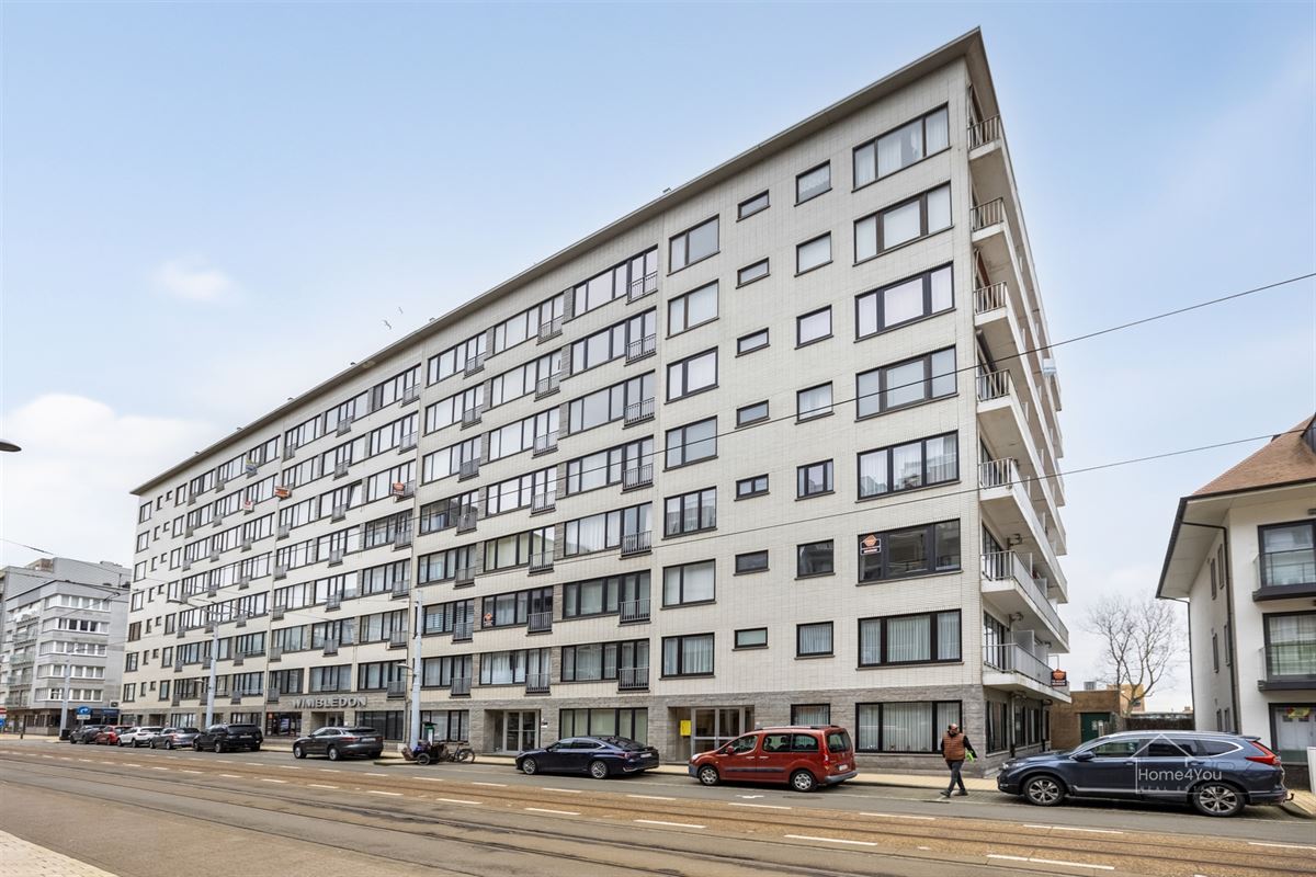 Mooie opgefriste bemeubelde studio met 1 slaapkamer op gelijkvloers op 50 meter van strand en dijk.