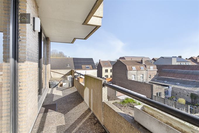 Ruim appartement op 5 minuten van de grote markt!