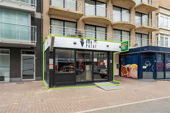 Handelspand op 50m van het strand!