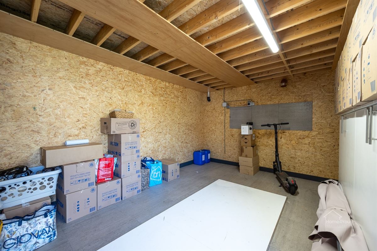 Moderne, energiezuinige halfopen woning in de rustige Vredewijk