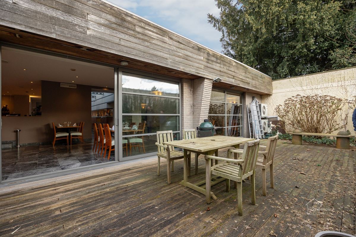 Ruim handelspand op toplocatie