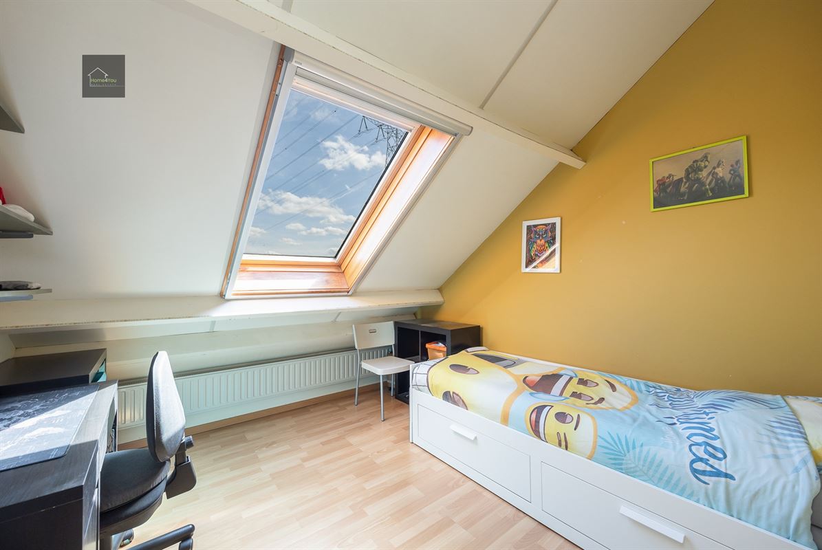 Rustig gelegen en ruime gezinswoning met zonnepanelen