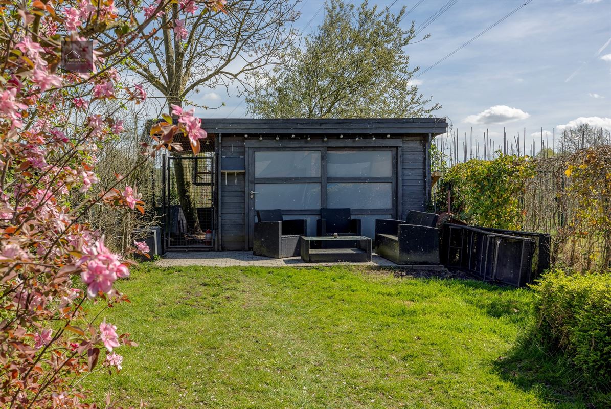 Rustig gelegen en ruime gezinswoning met zonnepanelen