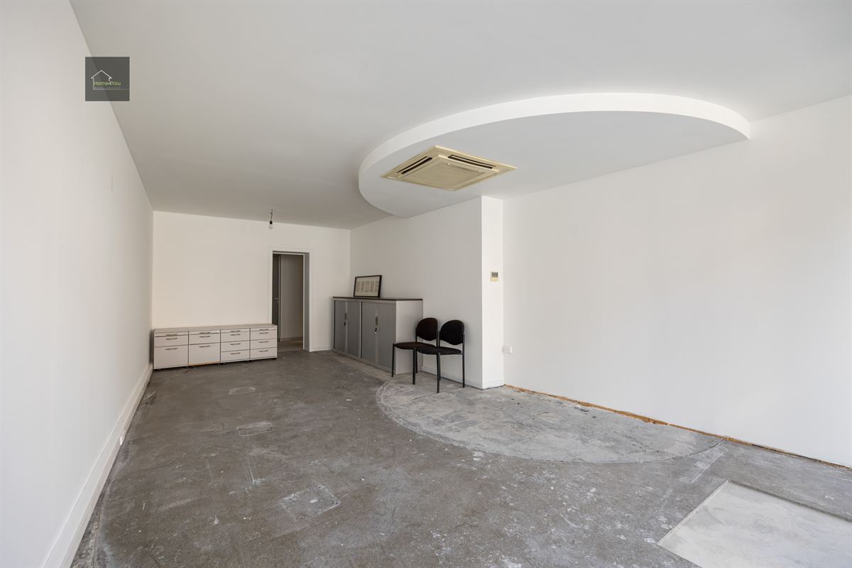 Handelshuis met duplex en 2 aparte tuinen