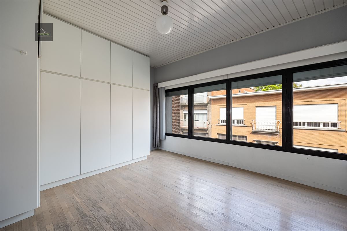 Handelshuis met duplex en 2 aparte tuinen