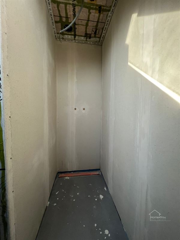 HOB met 4 slaapkamers en 2 badkamers