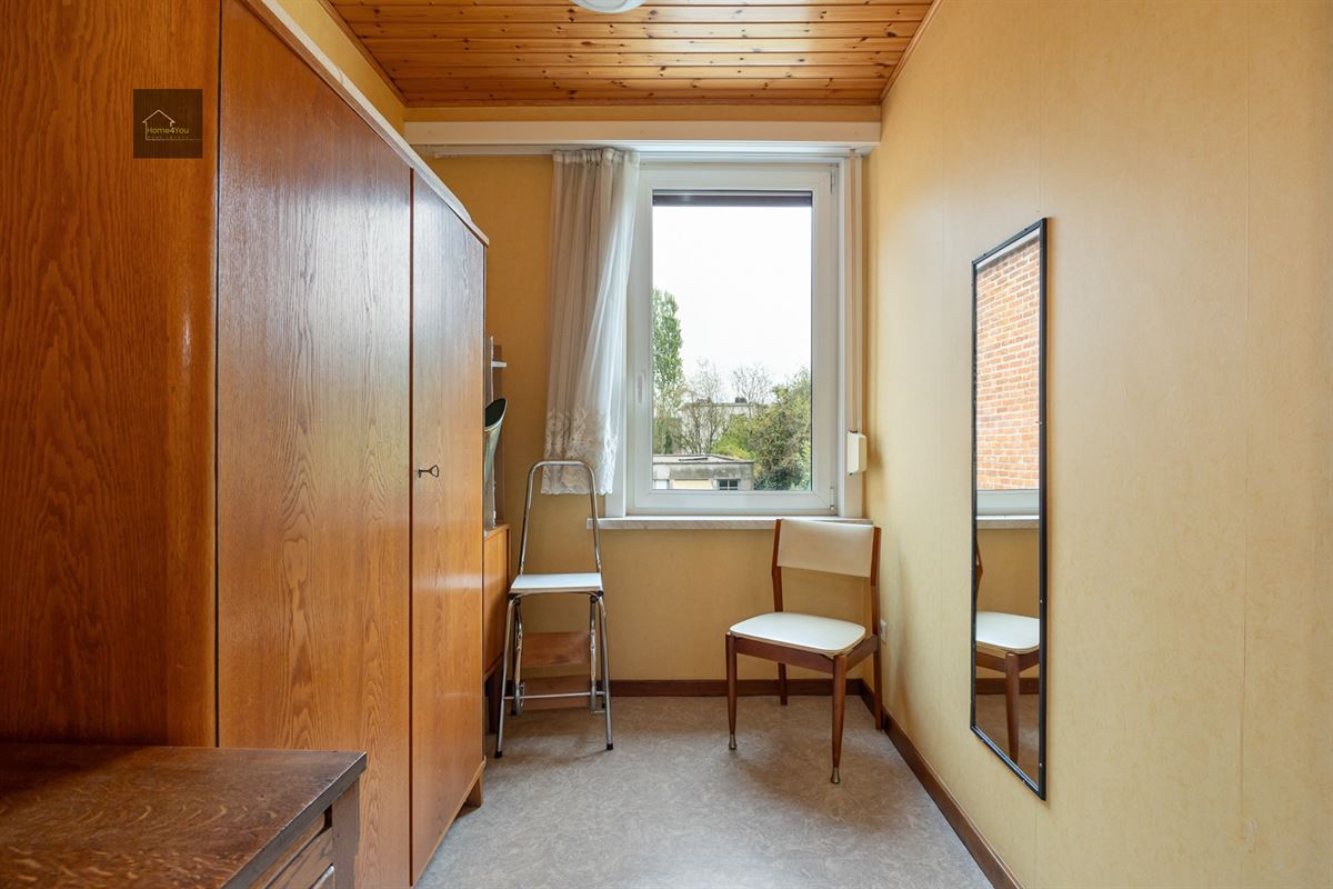 Te renoveren ééngezinswoning met zonnige tuin