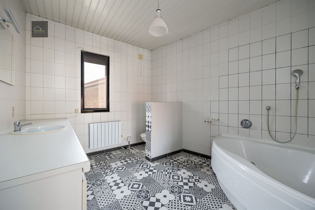 Duplex MET grote privatieve tuin en vruchtgebruik garage