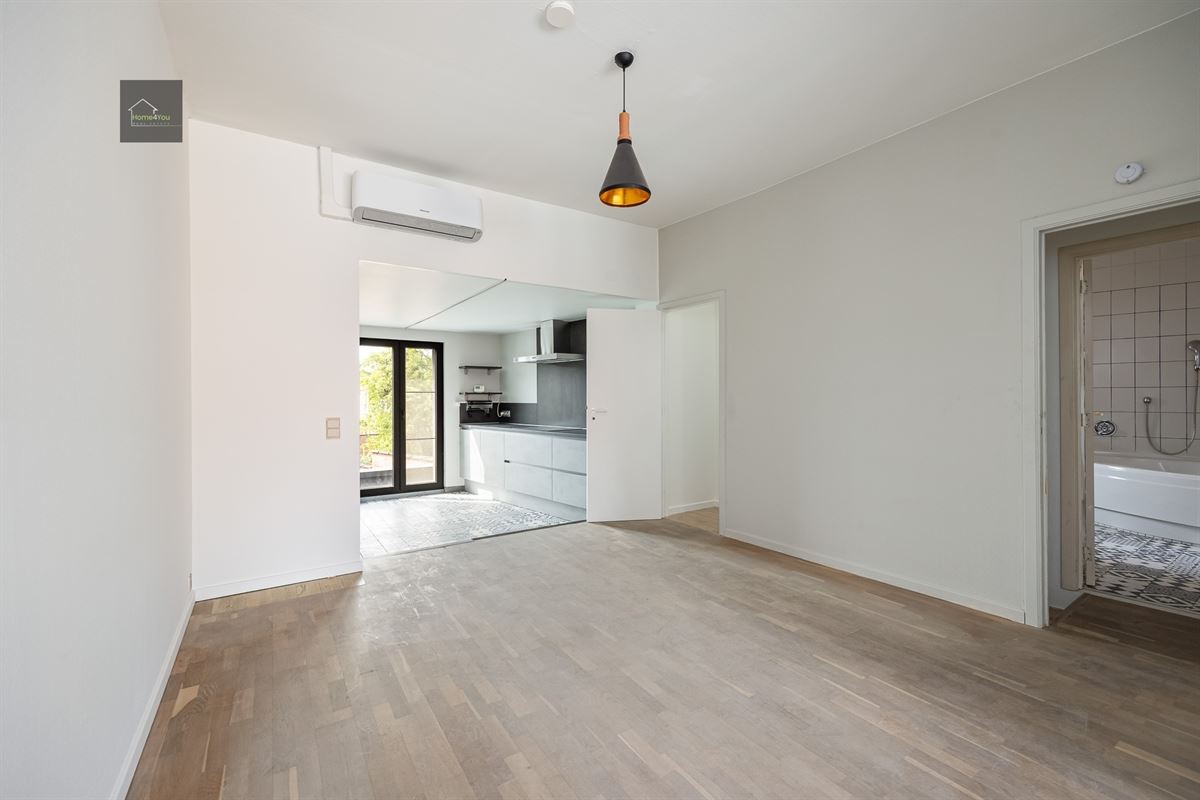 Duplex MET grote privatieve tuin en vruchtgebruik garage