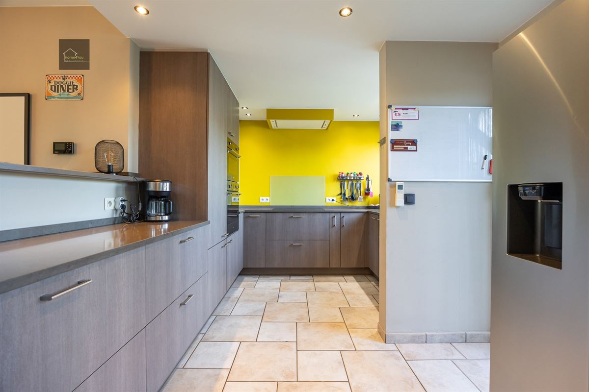 Instapklare woning met zonnepanelen op TOP locatie