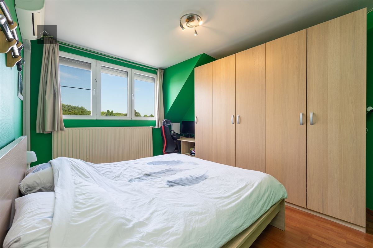 Instapklare woning met zonnepanelen op TOP locatie