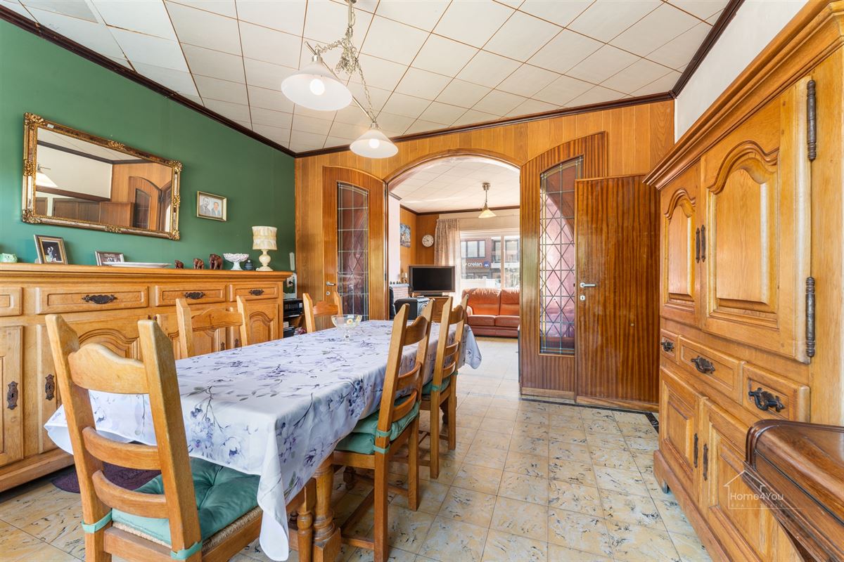 Grote rijwoning - 3 slaapkamers, diepe tuin, toplocatie.