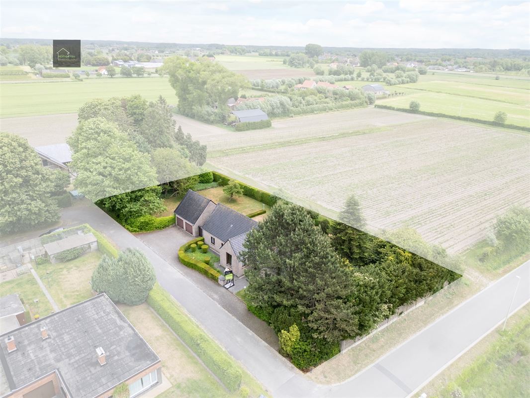 Villa op groot perceel met 5 slaapkamers en prachtig zicht.