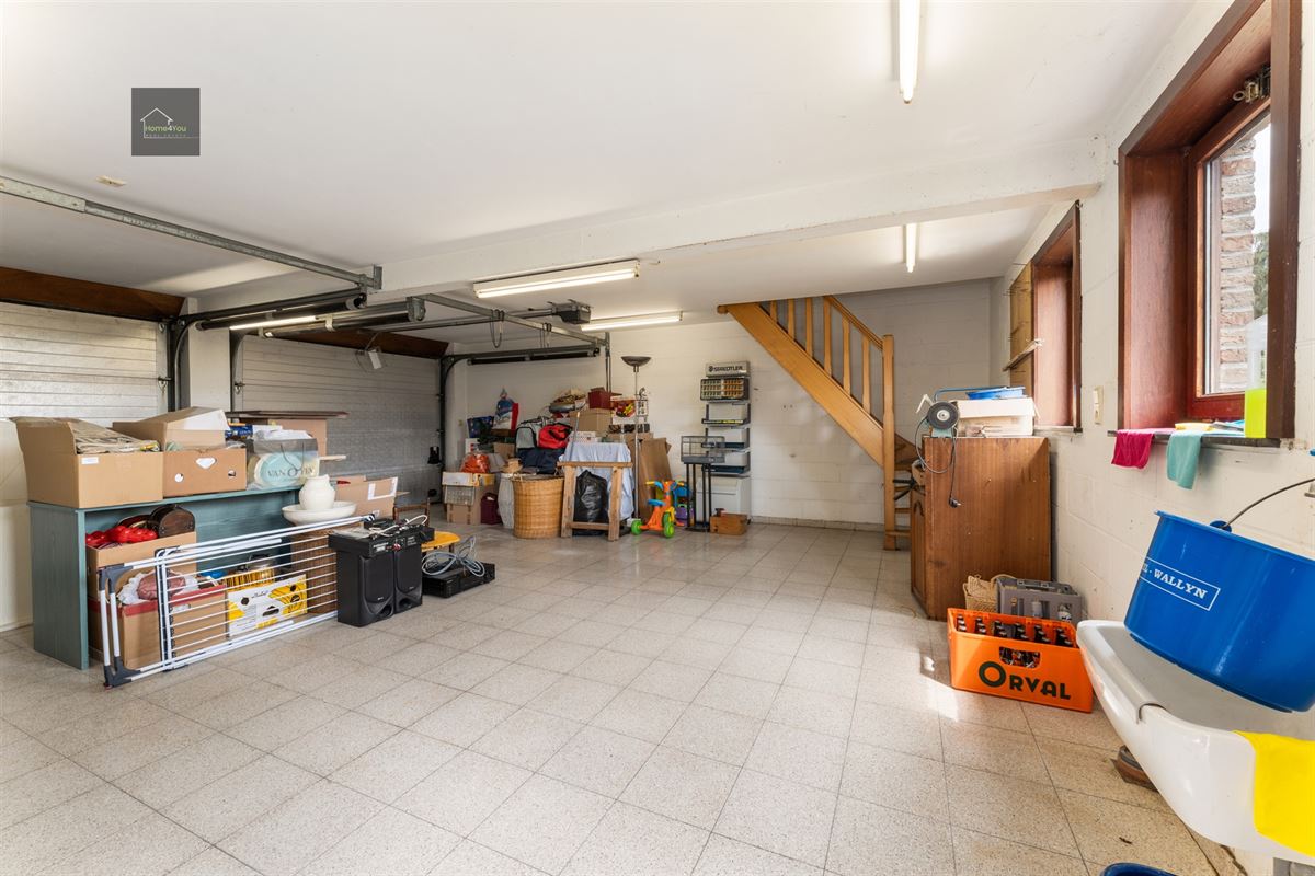 Villa op groot perceel met 5 slaapkamers en prachtig zicht.