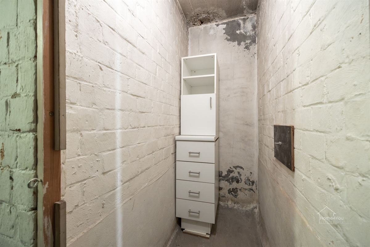 Lichtrijk appartement met 2 slaapkamers, autostaanplaats én groen uitzicht