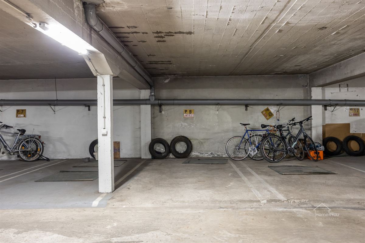Lichtrijk appartement met 2 slaapkamers, autostaanplaats én groen uitzicht