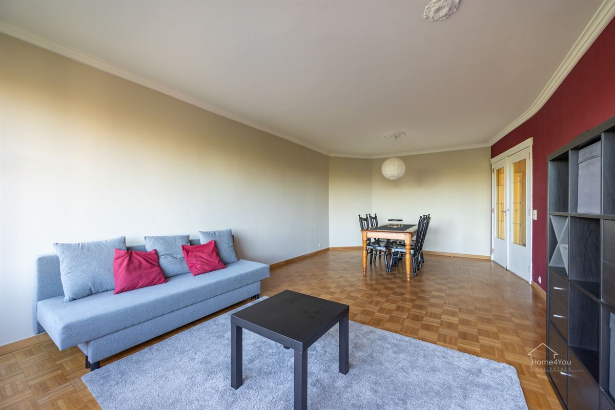 Lichtrijk appartement met 2 slaapkamers, autostaanplaats én groen uitzicht