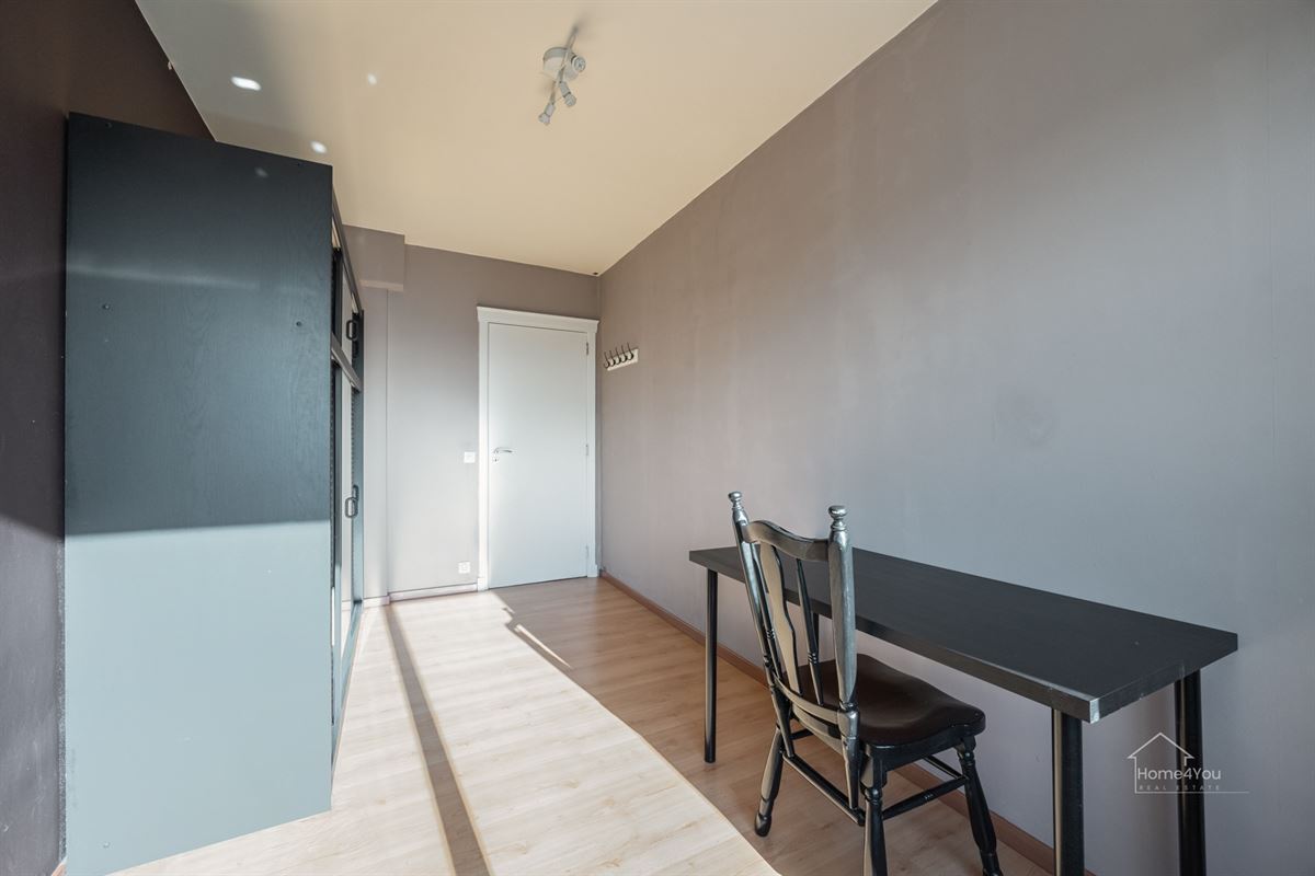 Lichtrijk appartement met 2 slaapkamers, autostaanplaats én groen uitzicht
