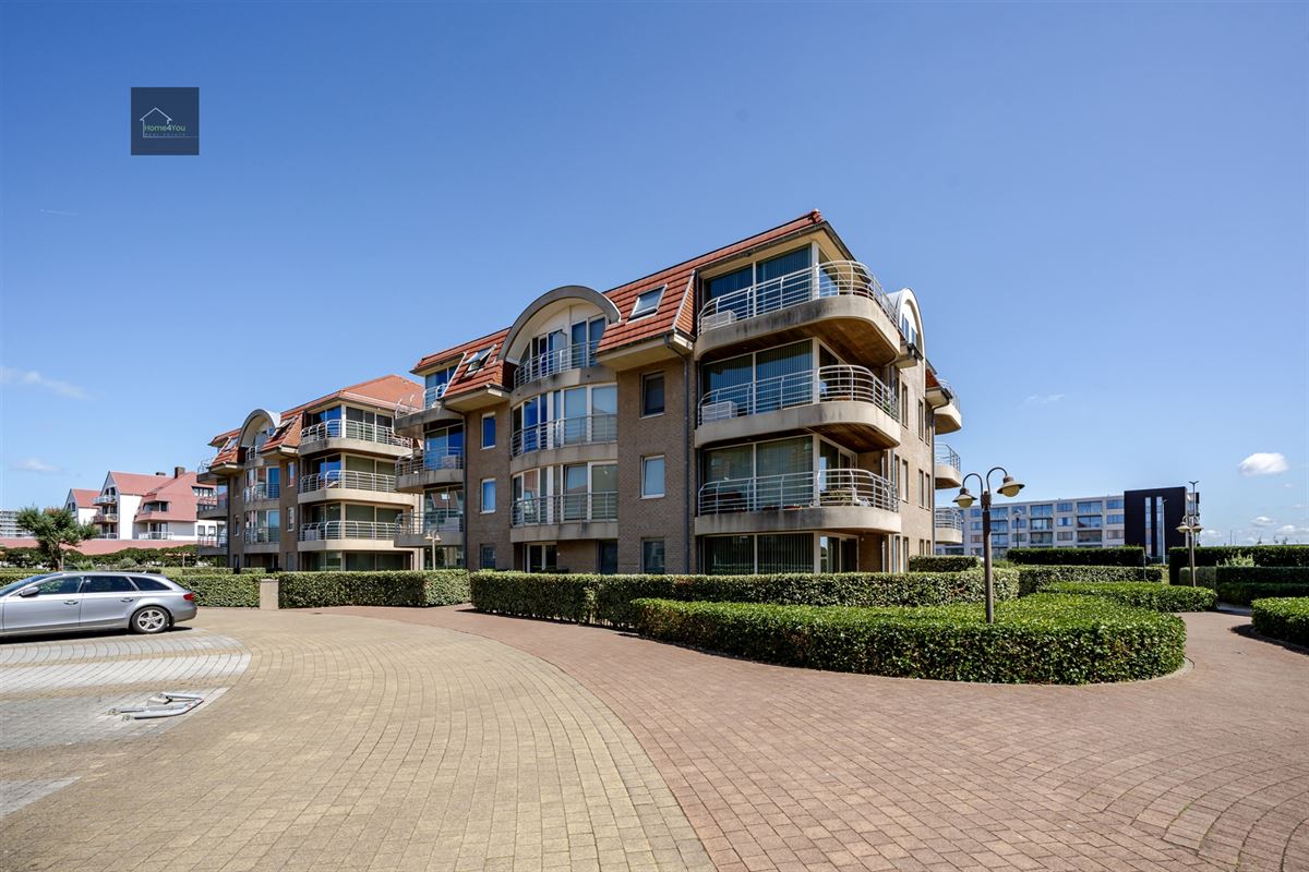 Instapklaar ruim gelijkvloersappartement met tuin!