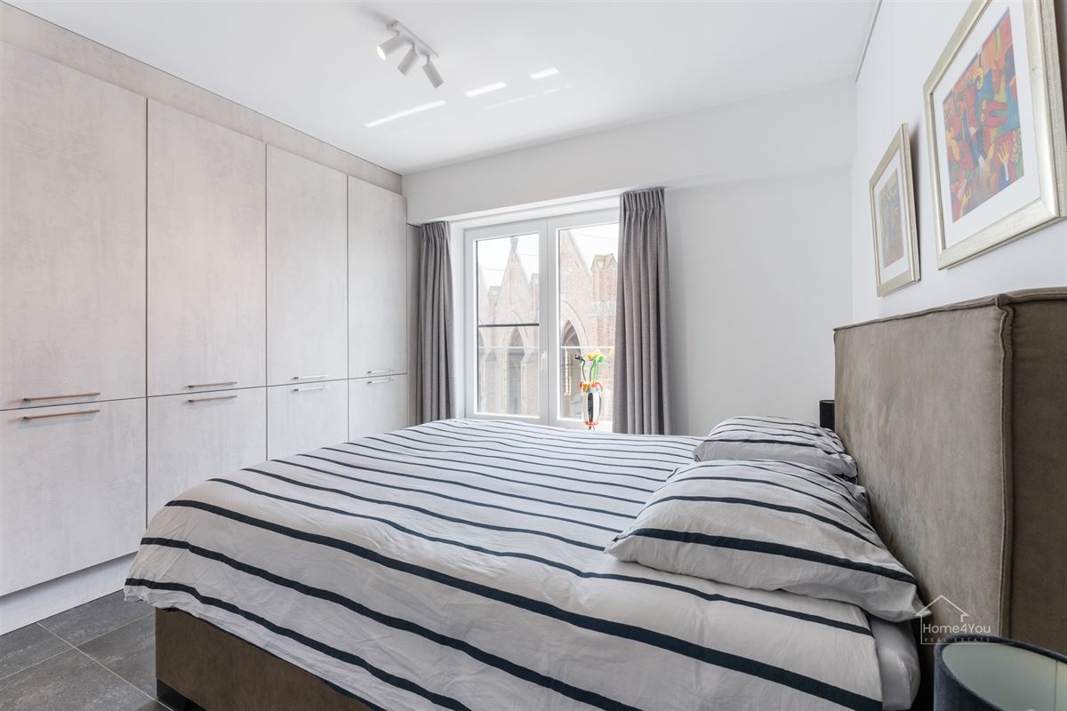 Unieke kans: recent hoekappartement met luxe afwerking.
