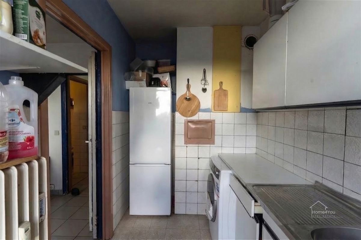 Op te frissen studio in het bruisende Borgerhout te koop!