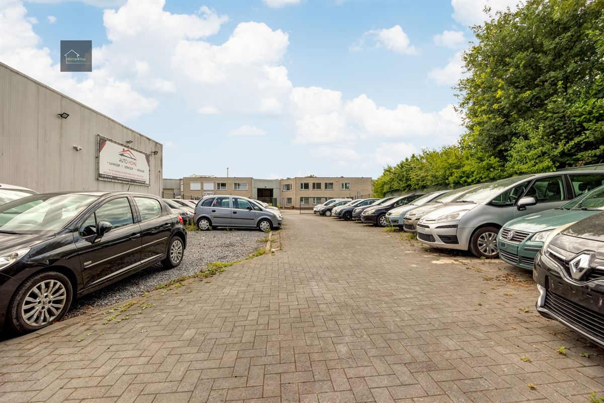 Nijverheidsgebouw + woning 