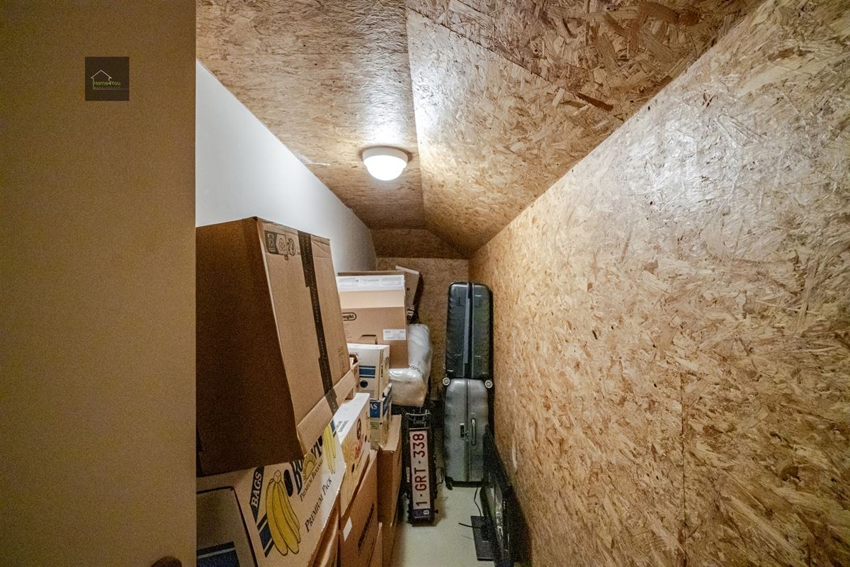 Instapklaar ruim gelijkvloersappartement met tuin!