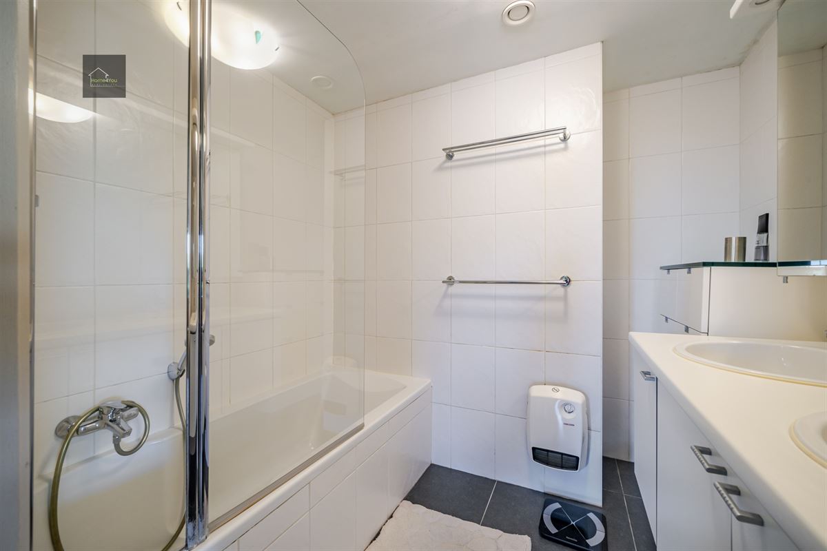 Instapklaar ruim gelijkvloersappartement met tuin!