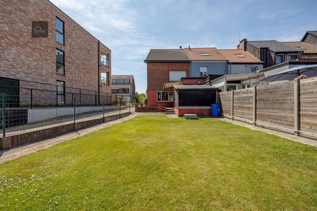 Te Renoveren Halfopen Bebouwing