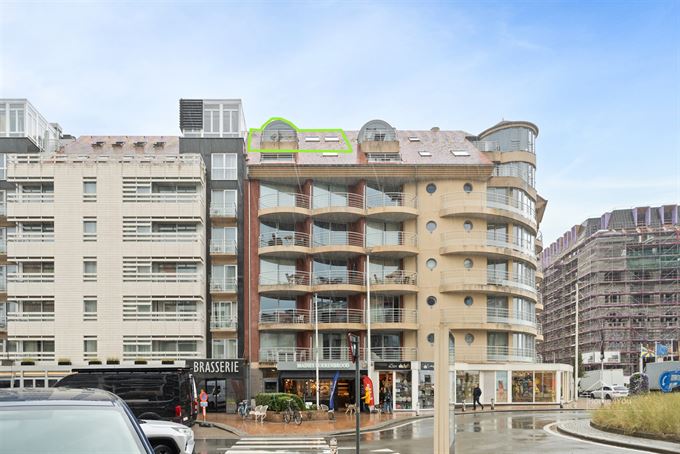 Uniek appartement op de 7e verdieping met terras en zeezicht