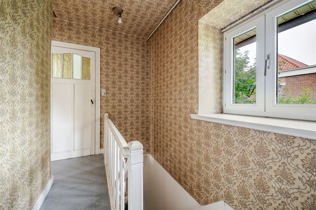 Ruime, authentieke(op te frissen)kustvilla te Koksijde Bad!