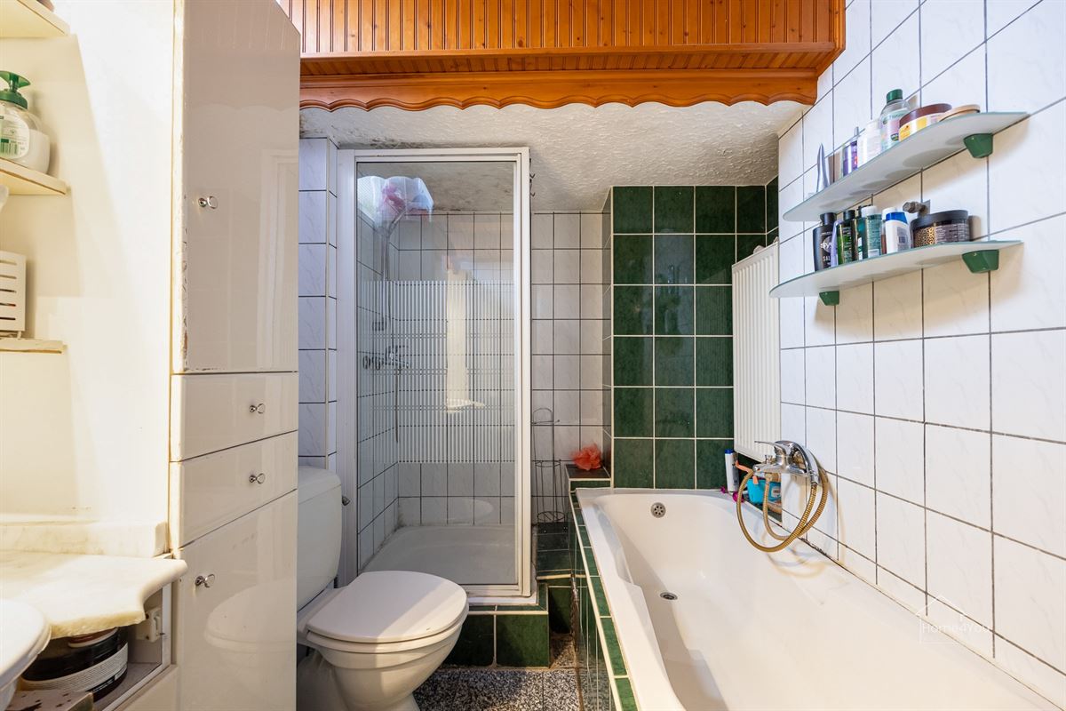 Ontdek deze charmante rijwoning in het hart van Merksem!