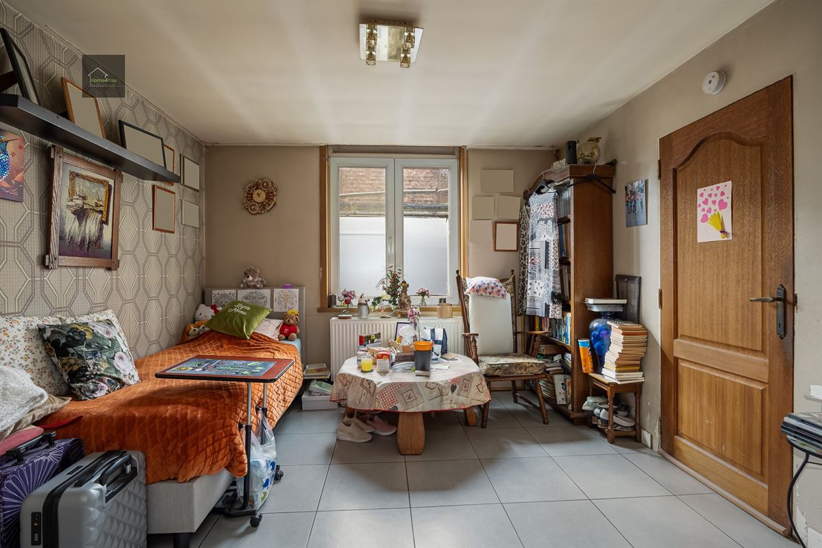 Op te frissen huis in Terhagen