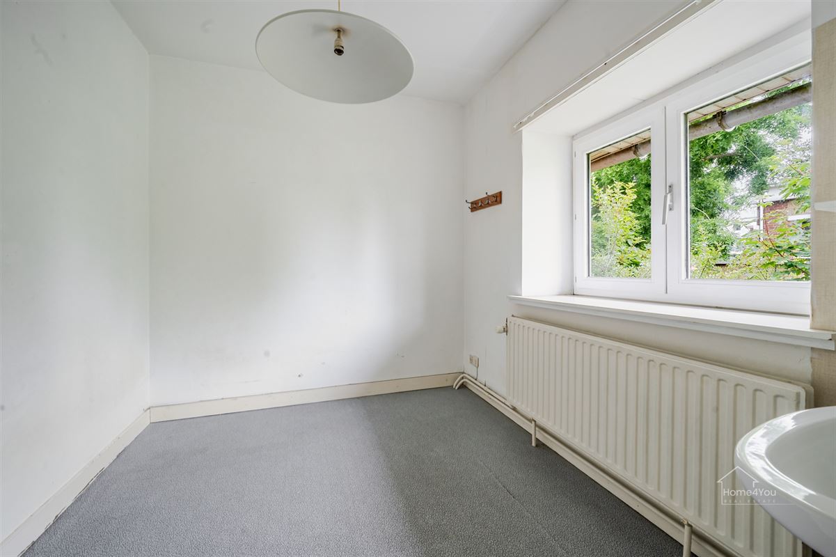 Ruime, authentieke(op te frissen)kustvilla te Koksijde Bad!