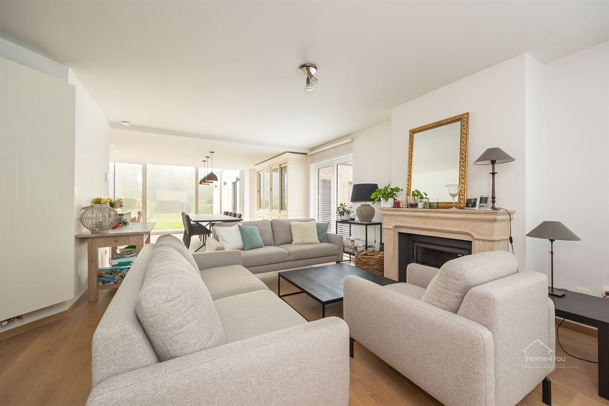 Instapklare gezinswoning met 4 slaapkamers en tuin