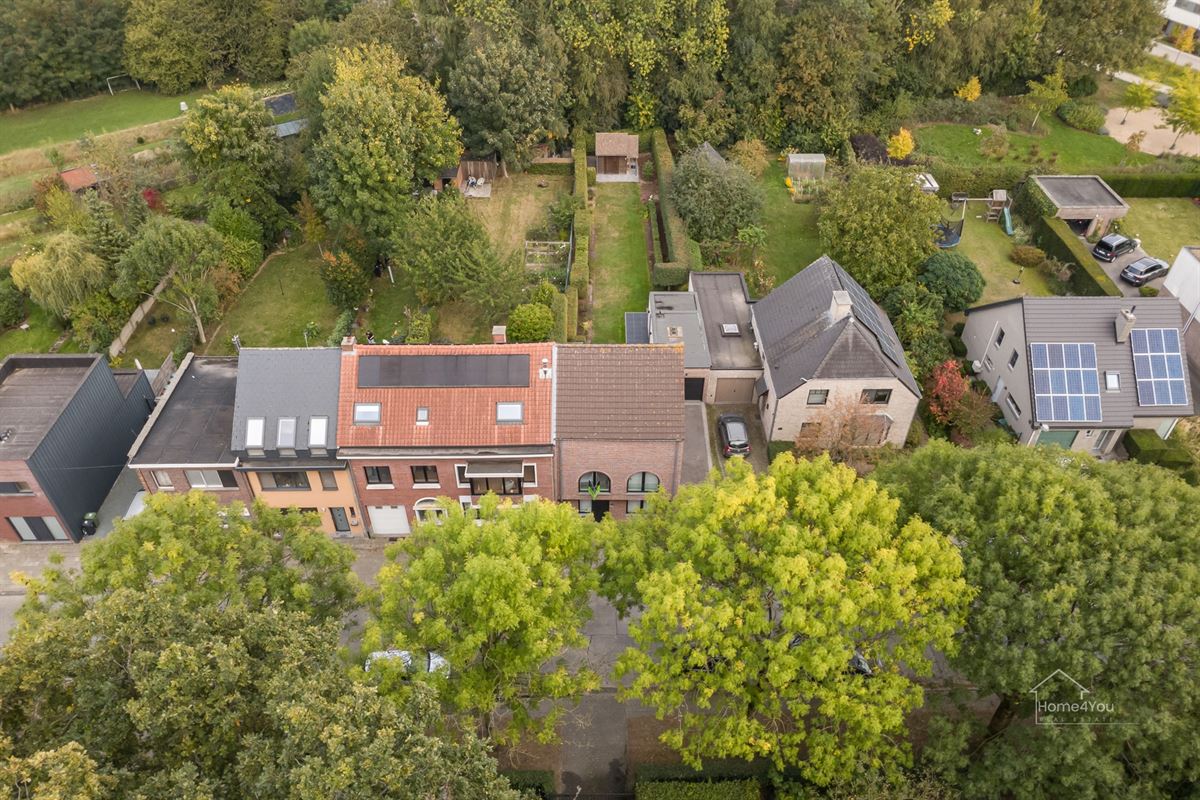Instapklare gezinswoning met 4 slaapkamers en tuin