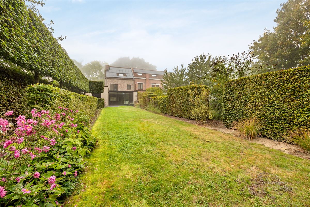 Instapklare gezinswoning met 4 slaapkamers en tuin