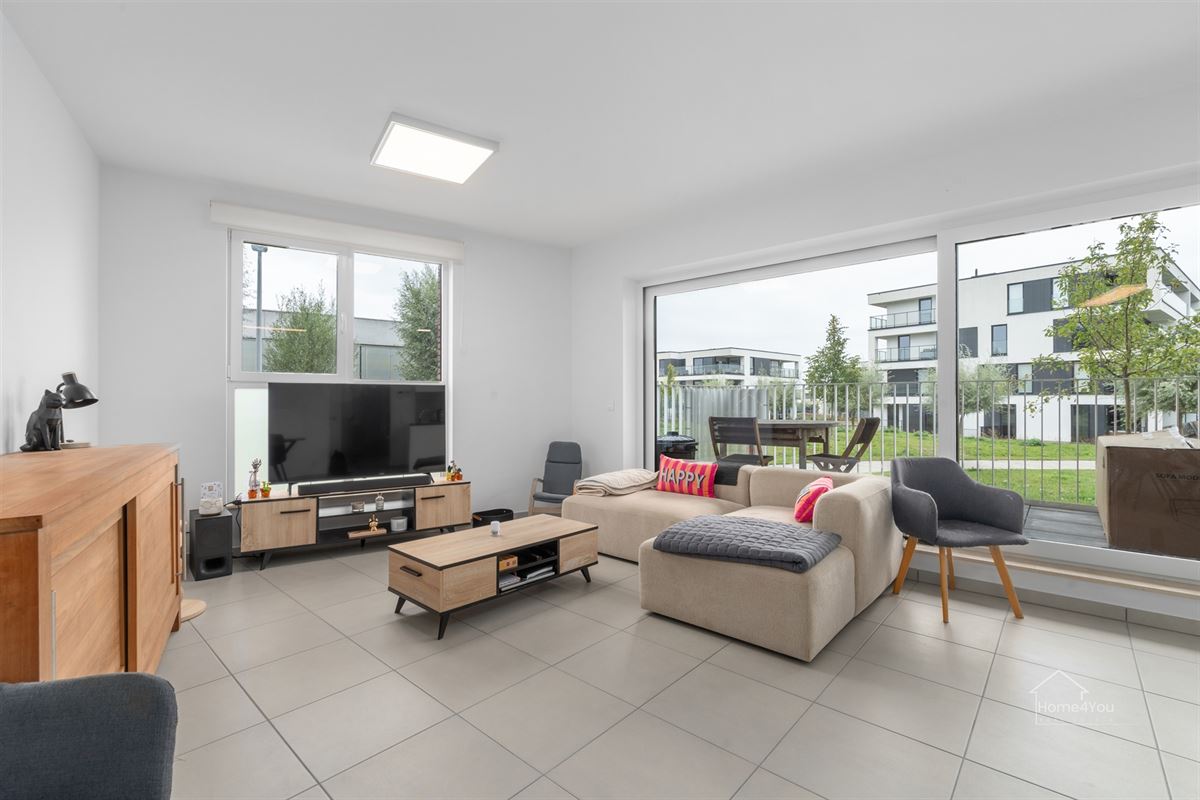 Recent glv app 2 slaapkamers + staanplaats incl!