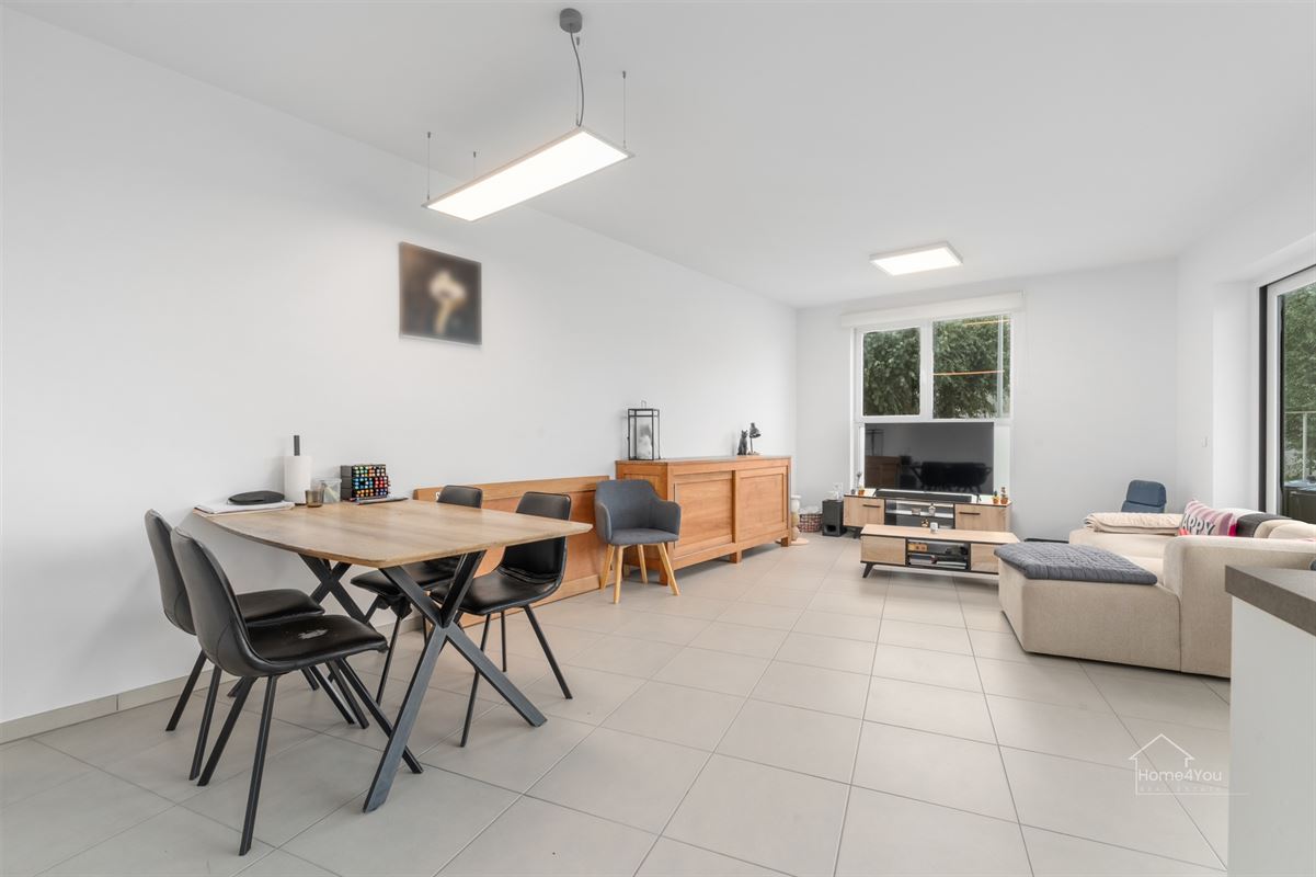 Recent glv app 2 slaapkamers + staanplaats incl!