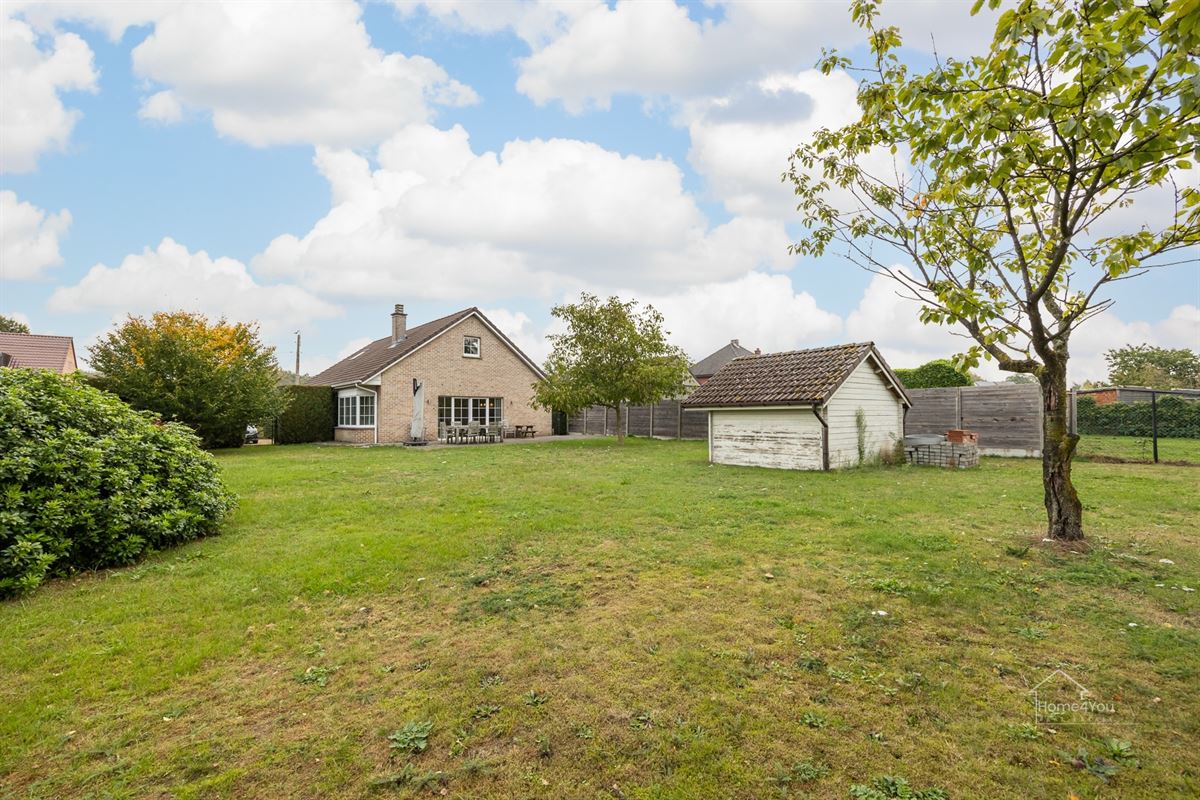 Vrijstaande woning op ruim perceel