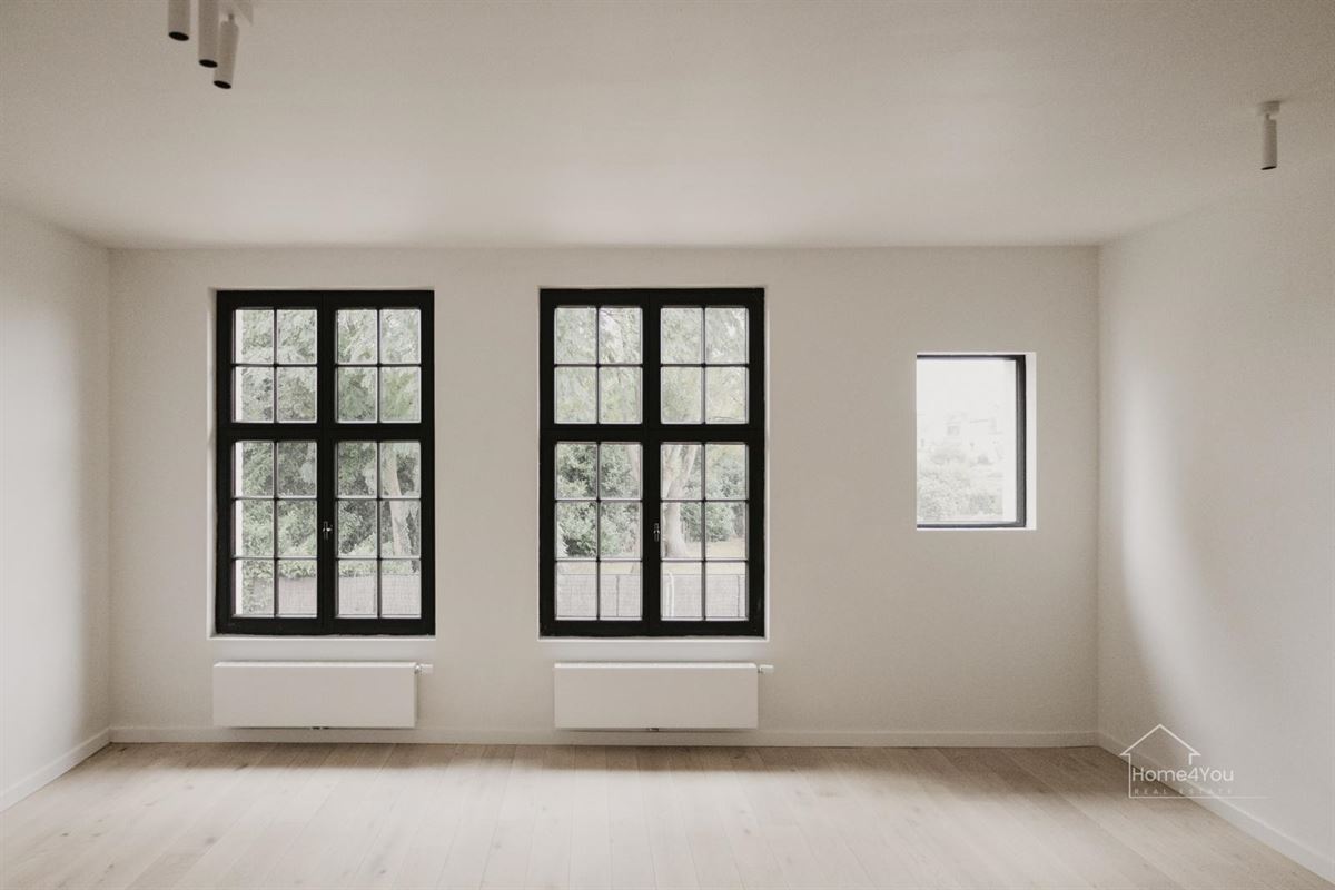 Net gerenoveerde woning op toplocatie in ’s-Gravenwezel