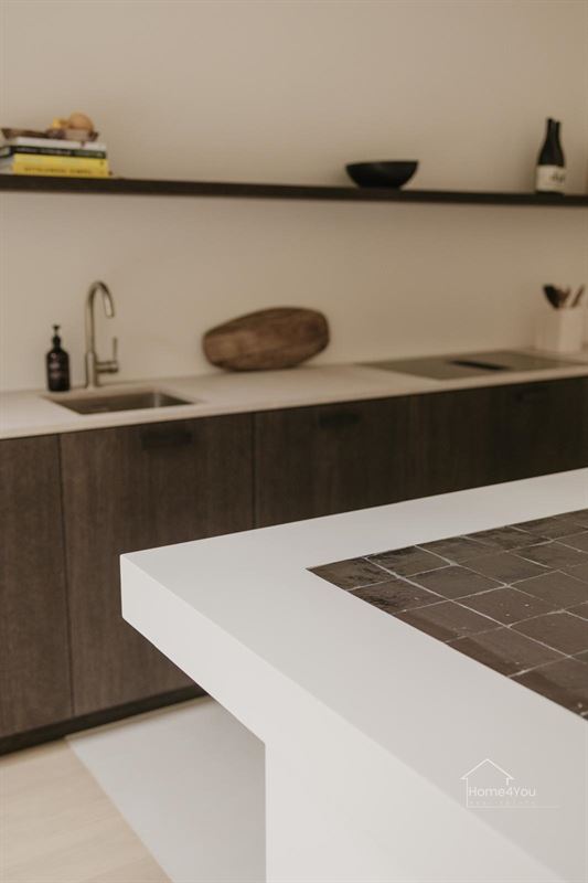 Net gerenoveerde woning op toplocatie in ’s-Gravenwezel