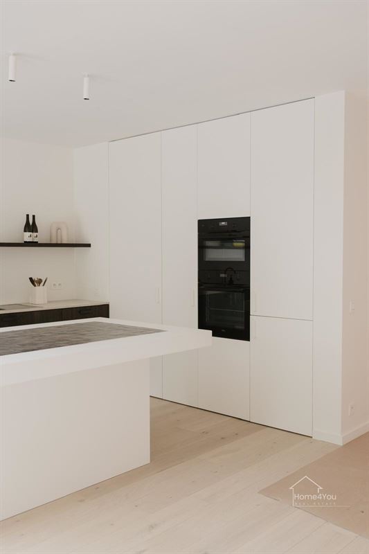 Net gerenoveerde woning op toplocatie in ’s-Gravenwezel